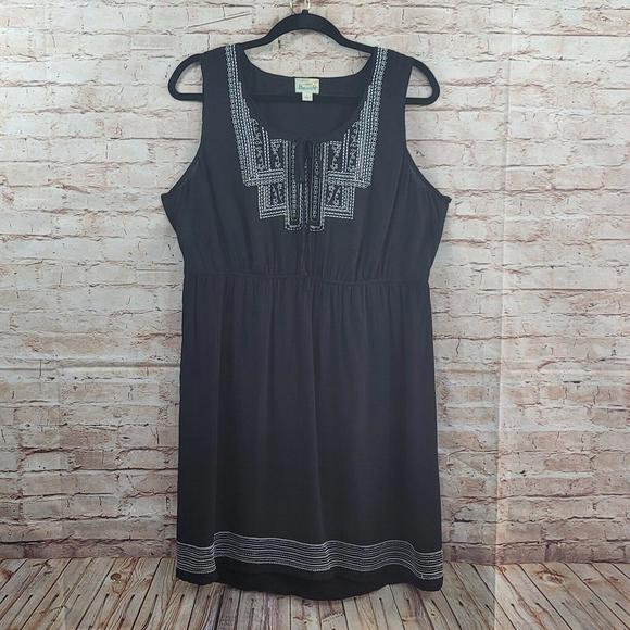 One World Beach Woman Tunic Top or Short Dress Large Black with White Embroidery - Picture 1 of 12